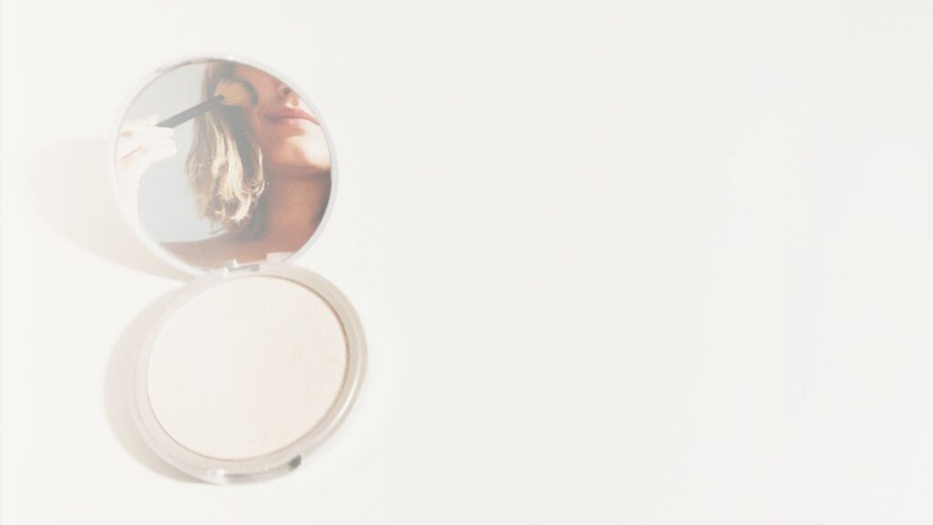 Girl in mirror.