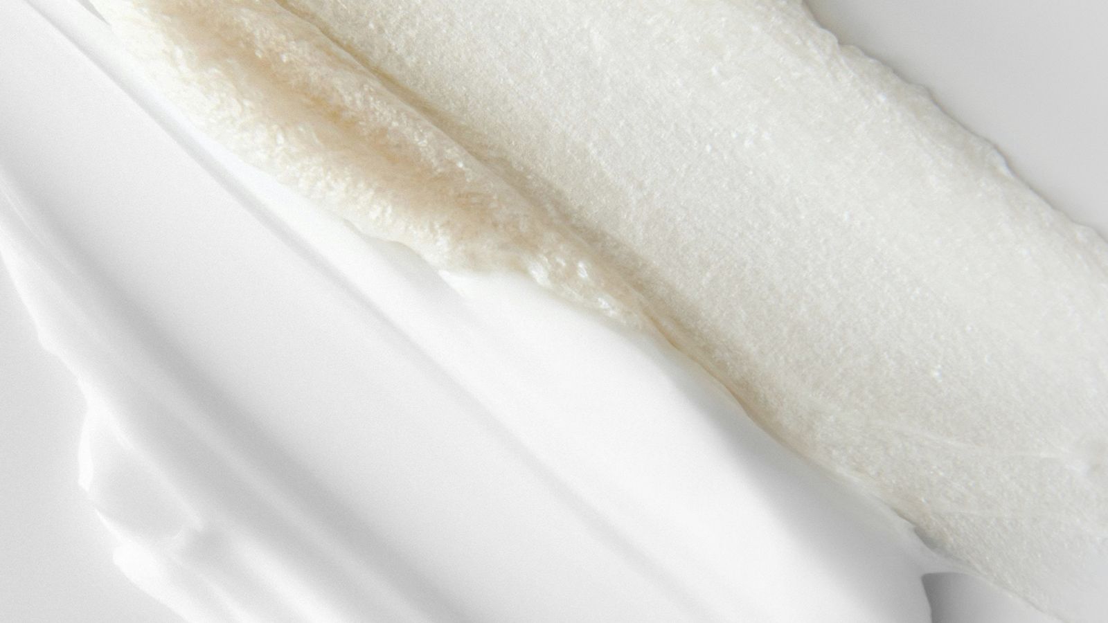 cleanser-in-skincare-the-first-step-in-your-glow-routine