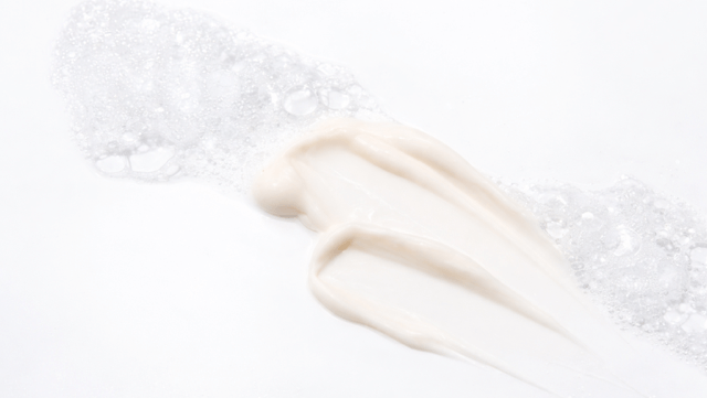 A Quick-Absorbing Skincare Routine for Lightweight, Everyday Glow