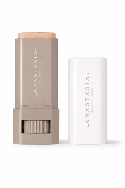 Anastasia Beverly Hills - Beauty Balm Serum Boosted Skin Tint best for glowing base in warm days.