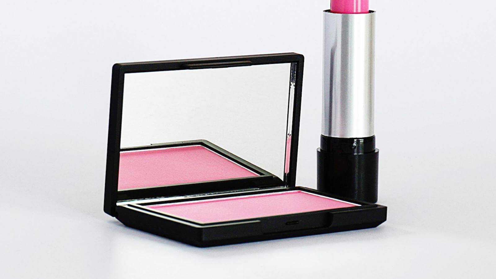 Cream blush compact against neutral background illustrating best cream blushes for glowing skin.