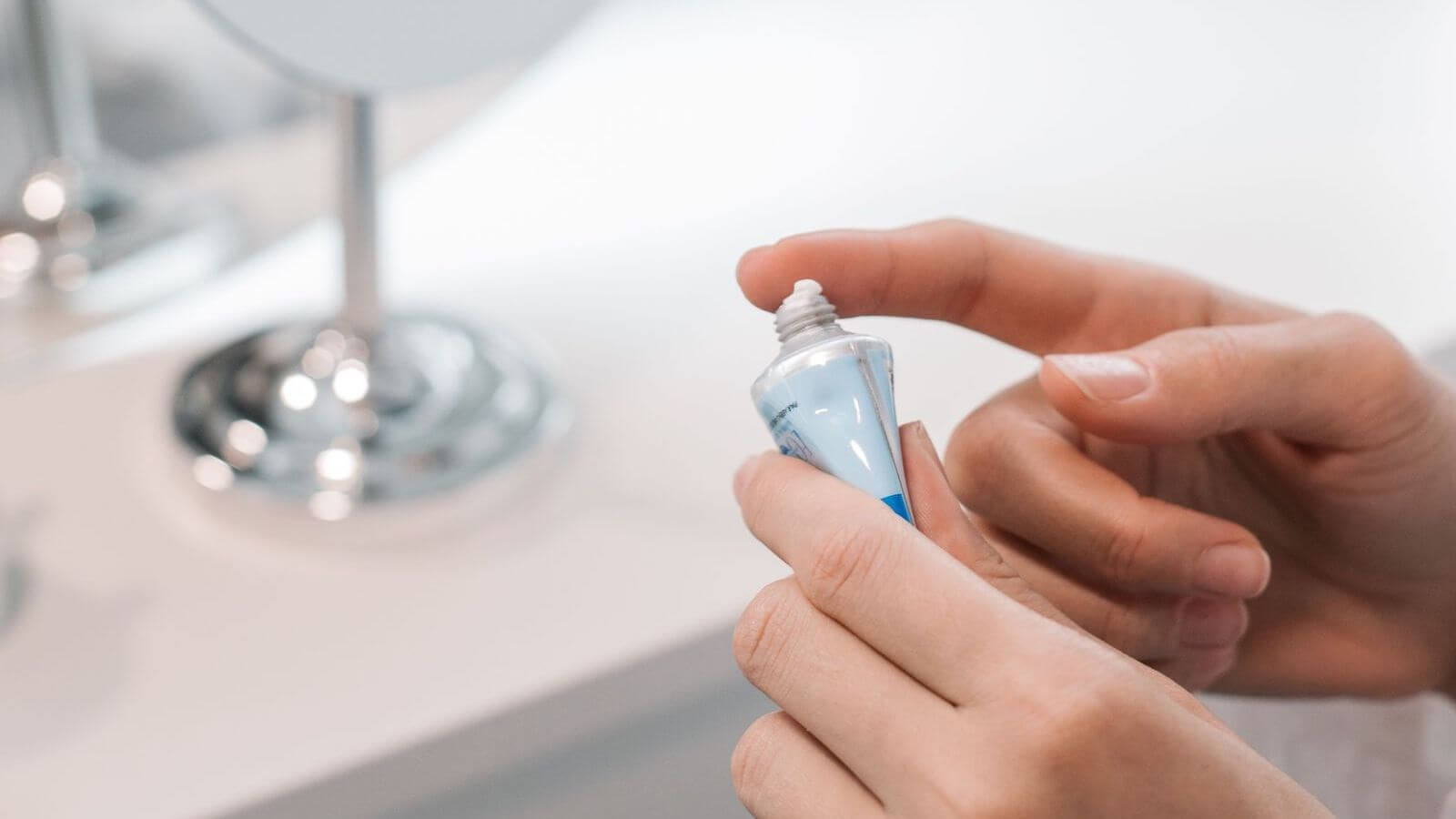 Why Your Makeup Pills or Separates: Understanding Water-Based and Silicone-Based Formulas